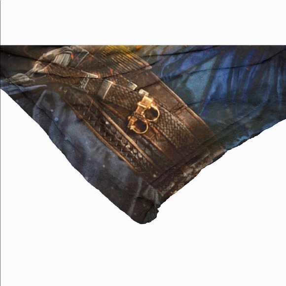 Avengers infinity war silk touch throw - Picture 3 of 3